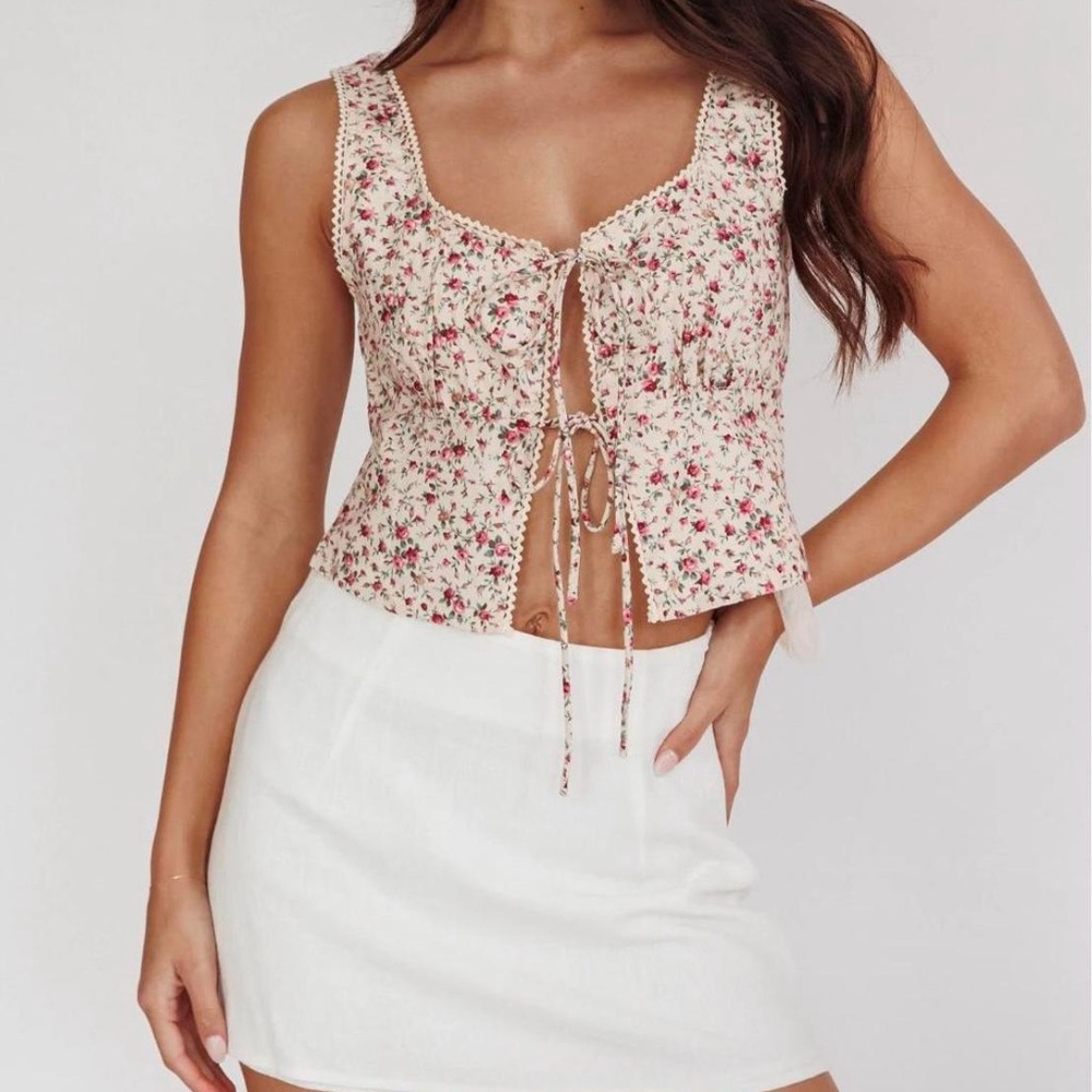 White floral print tie front sheer tank top